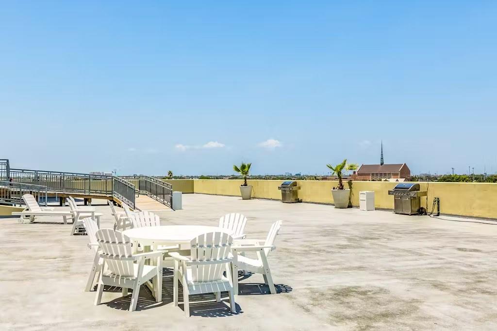 5220 Seawall Boulevard #1035, Galveston, Texas image 37