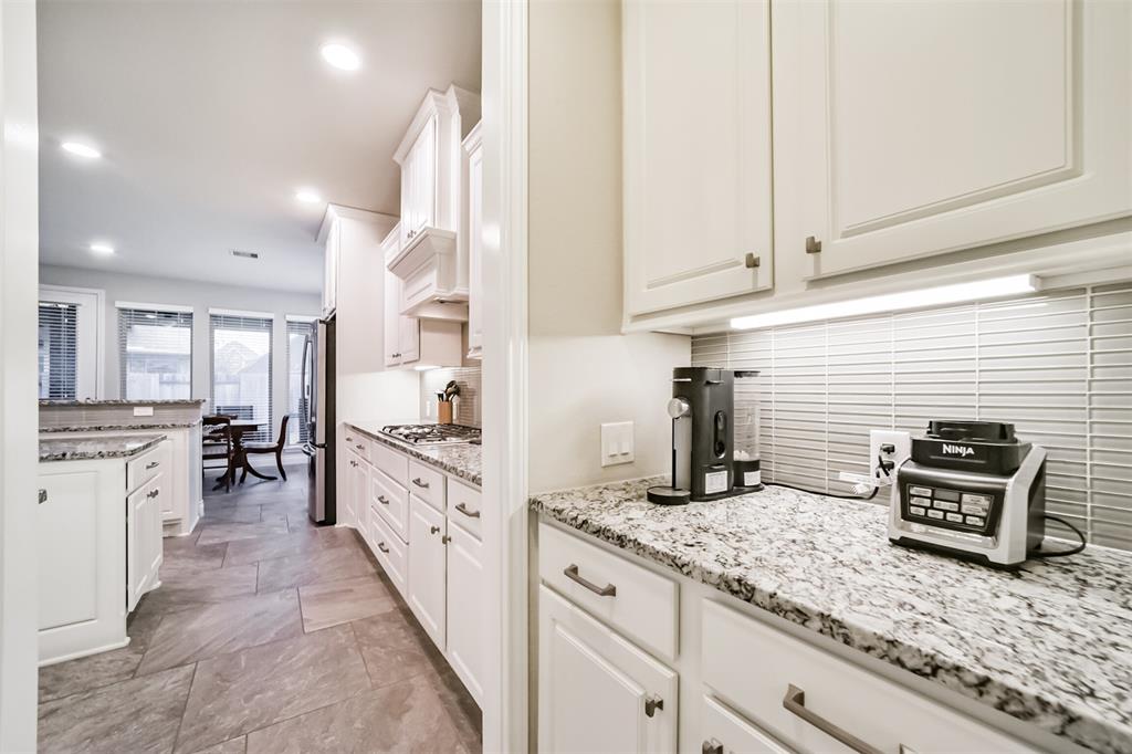 5722 Willow Park Terrace Lane, Porter, Texas image 10
