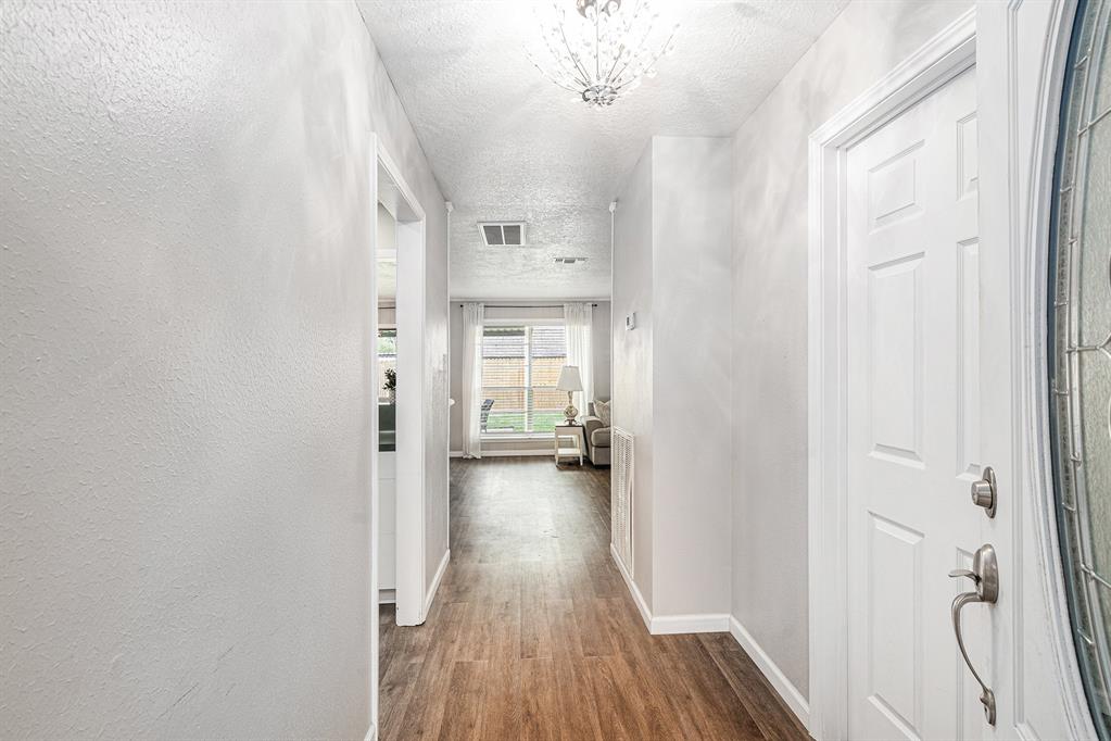 3606 Canterbury Drive, Baytown, Texas image 3