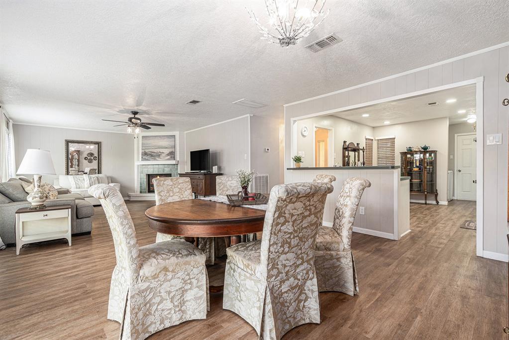 3606 Canterbury Drive, Baytown, Texas image 9