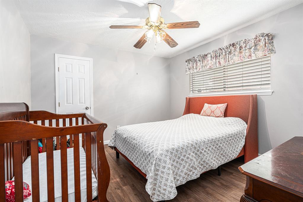 3606 Canterbury Drive, Baytown, Texas image 16