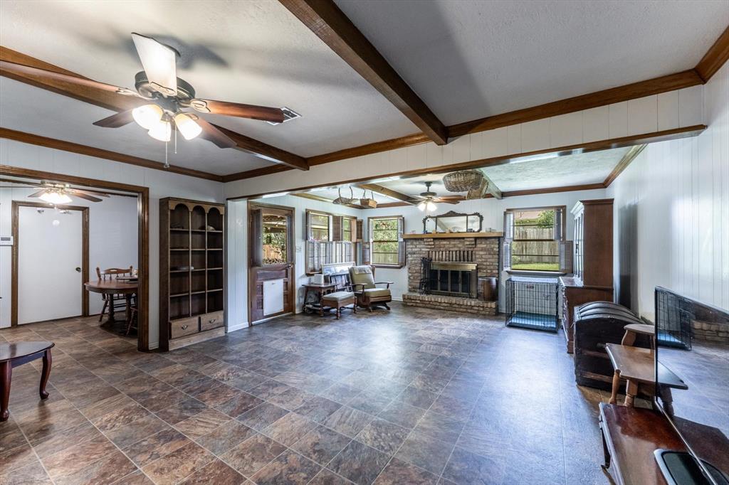 229 Willowbend Street, Huntsville, Texas image 9