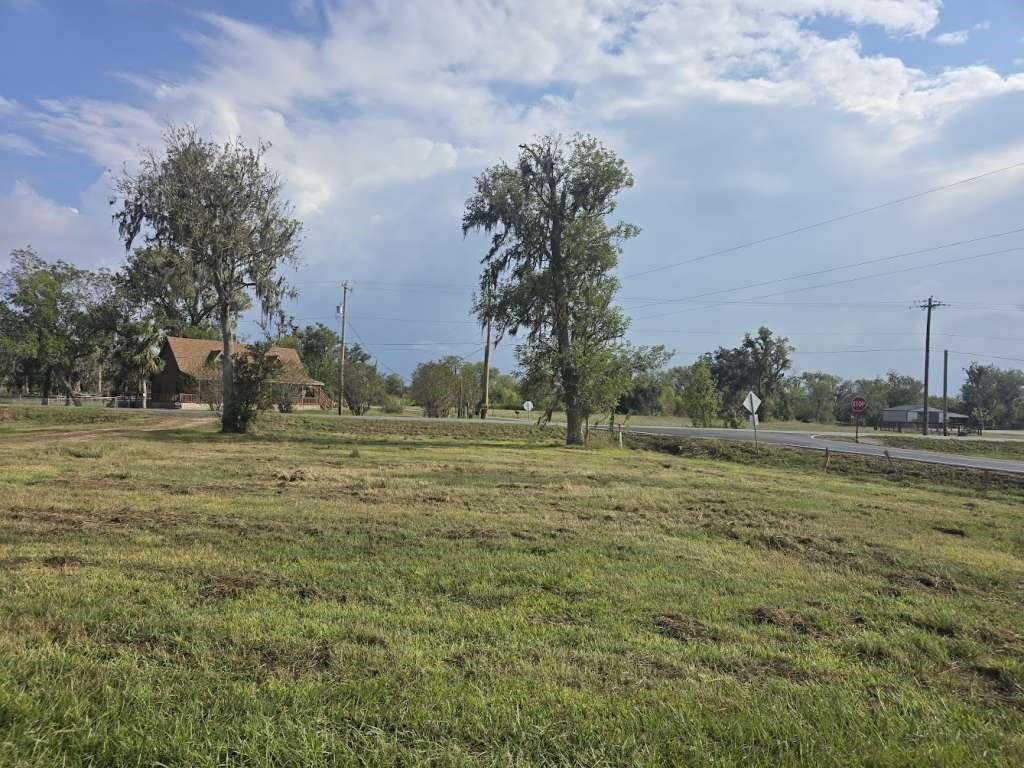 4012 County Road 461a, Brazoria, Texas image 2