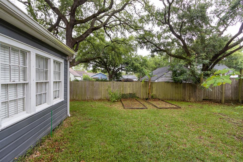 217 10th Avenue, Texas City, Texas image 33