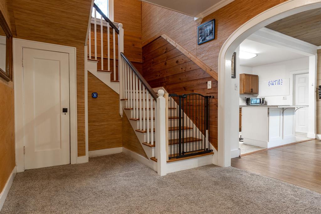 217 10th Avenue, Texas City, Texas image 4