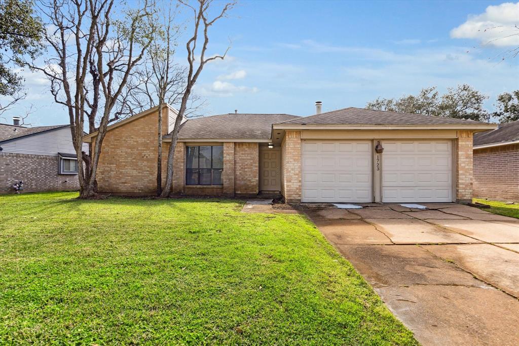 1723 Jo Ann Lane, Sugar Land, Texas image 2