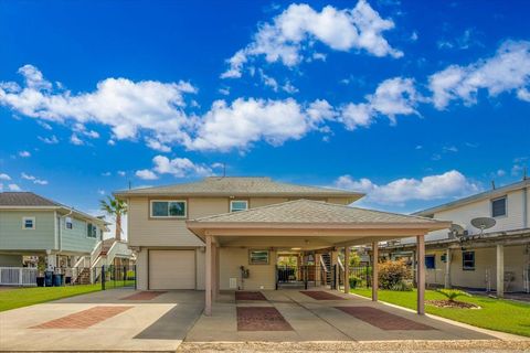 A home in Bayou Vista