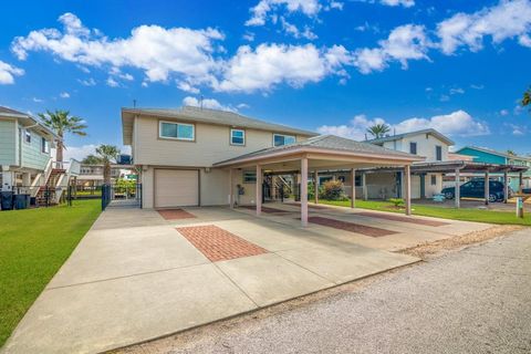 A home in Bayou Vista