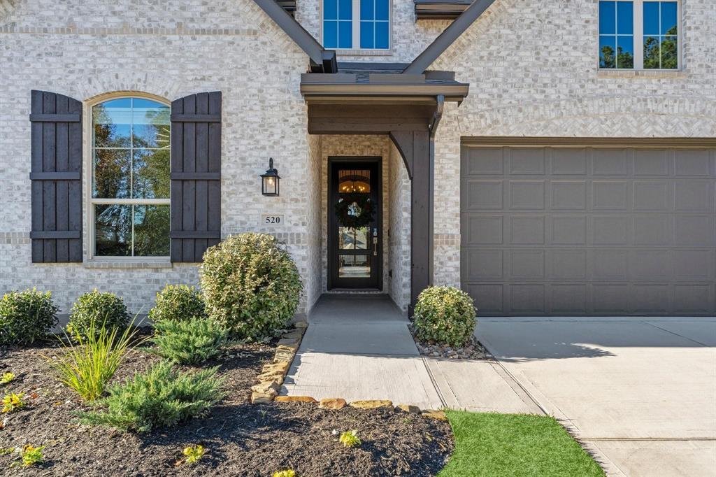520 W Cascade Heights Drive, Montgomery, Texas image 4