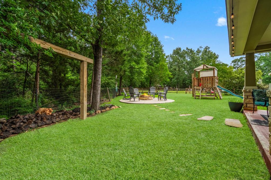 206 Branding Iron, Livingston, Texas image 38