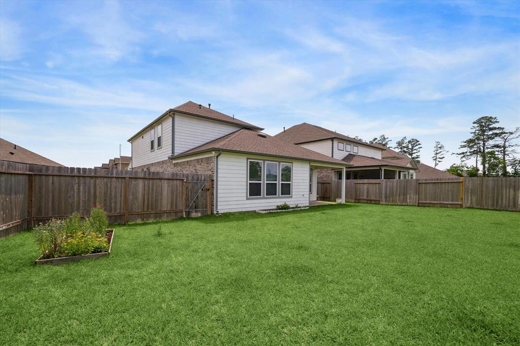 21023 Pond Cypresswood Court, Humble, Texas image 28
