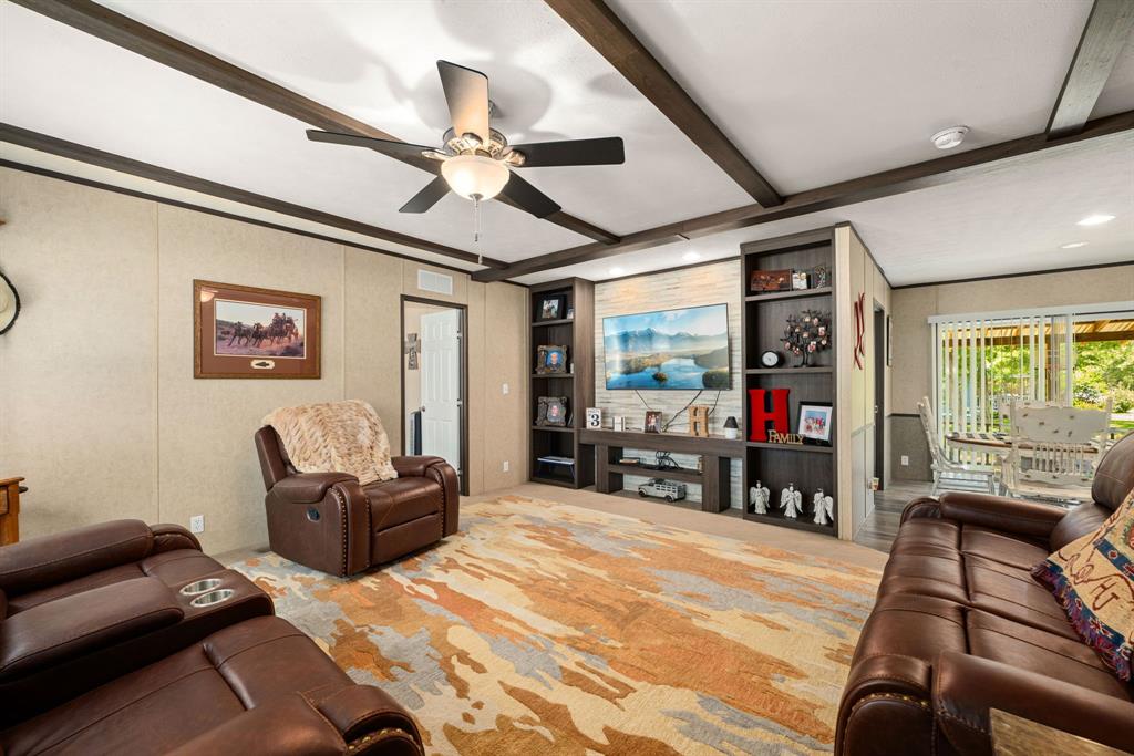 130 Lexington, Livingston, Texas image 8