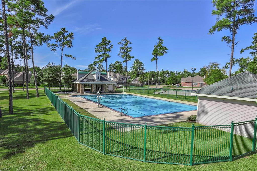 24739 Skerne Woods Drive, Spring, Texas image 21