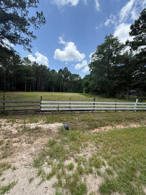 25137 Little John Circle