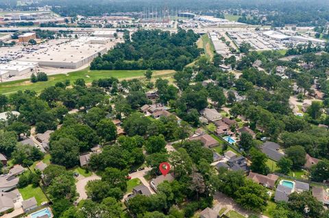 Single Family Residence in Spring TX 19403 Enchantford Court 30.jpg