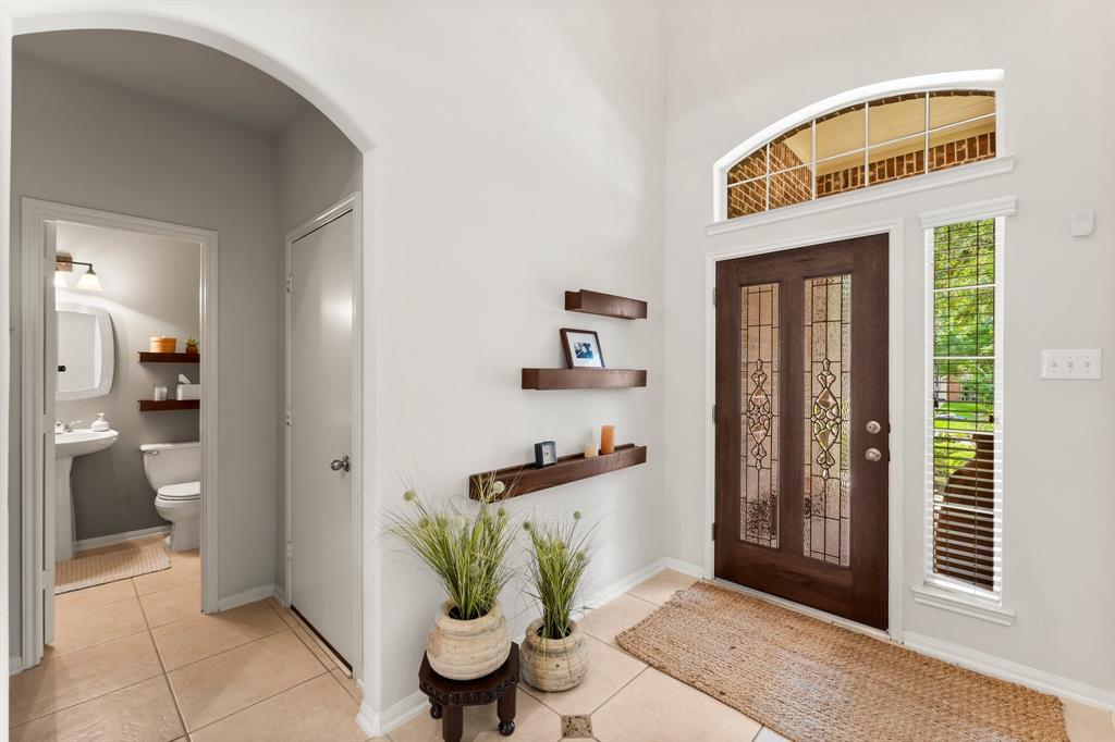 162 E Concord Valley Circle, The Woodlands, Texas image 7