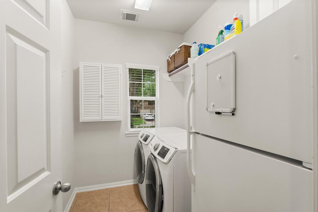 162 E Concord Valley Circle, The Woodlands, Texas image 22