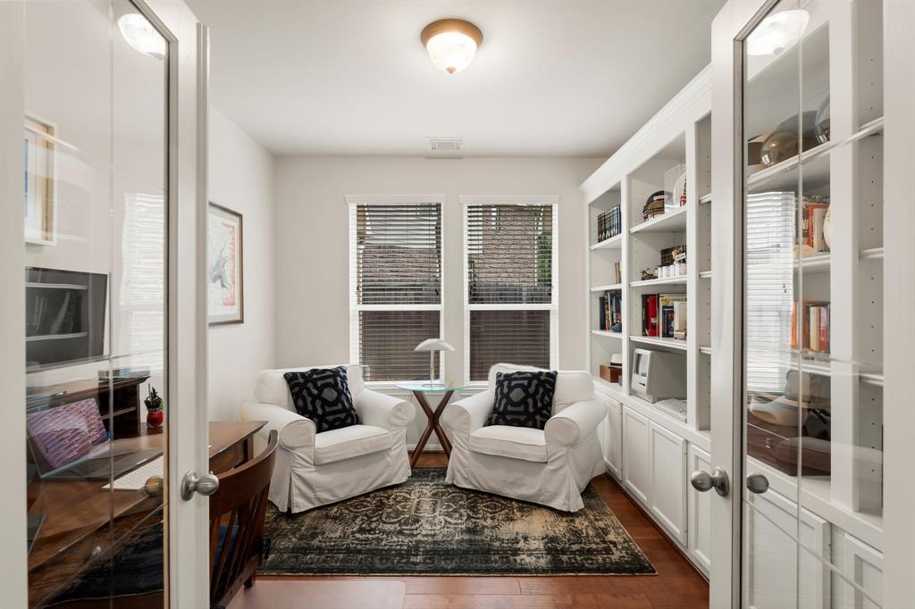 162 E Concord Valley Circle, The Woodlands, Texas image 14