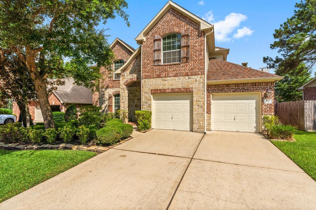 162 E Concord Valley Circle, The Woodlands, Texas image 1