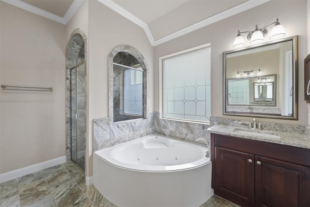 3743 Pinebrook Hollow Lane, Spring, Texas image 18