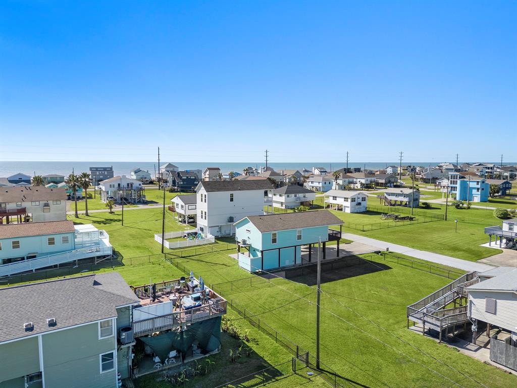 4208 Hardin Drive, Galveston, Texas image 3