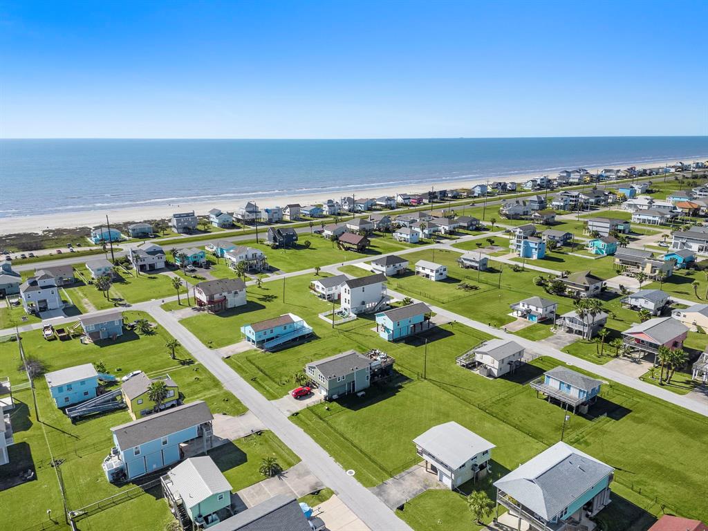 4208 Hardin Drive, Galveston, Texas image 7
