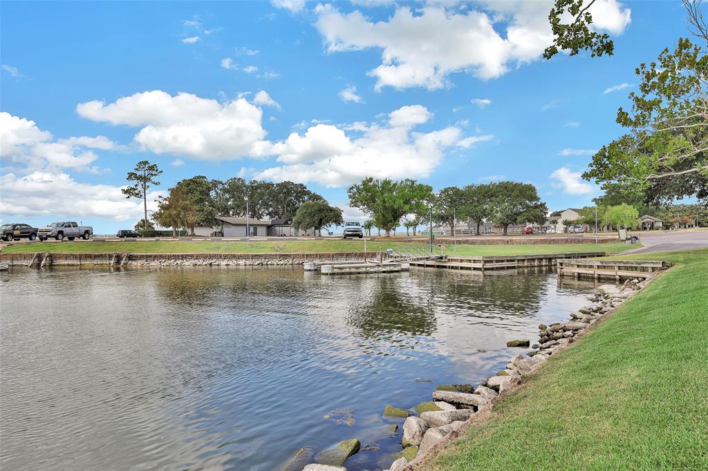 7039 Kingston Cove Lane #302, Willis, Texas image 42