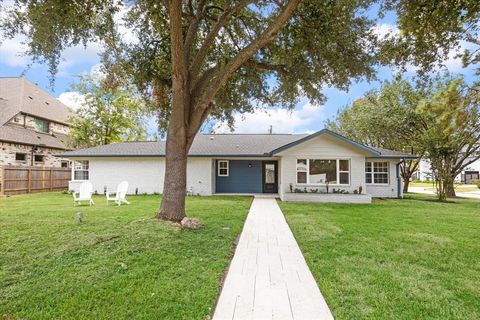 A home in Spring Valley Village