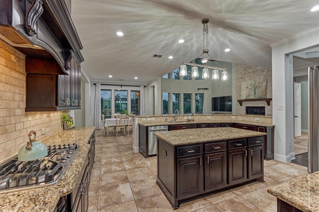 21603 Fairhaven Creek Drive, Cypress, Texas image 9