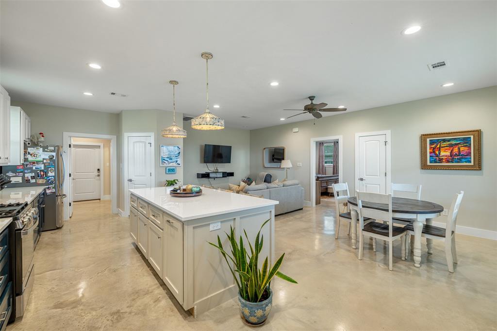 5292 Horseshoe Drive, Anderson, Texas image 6