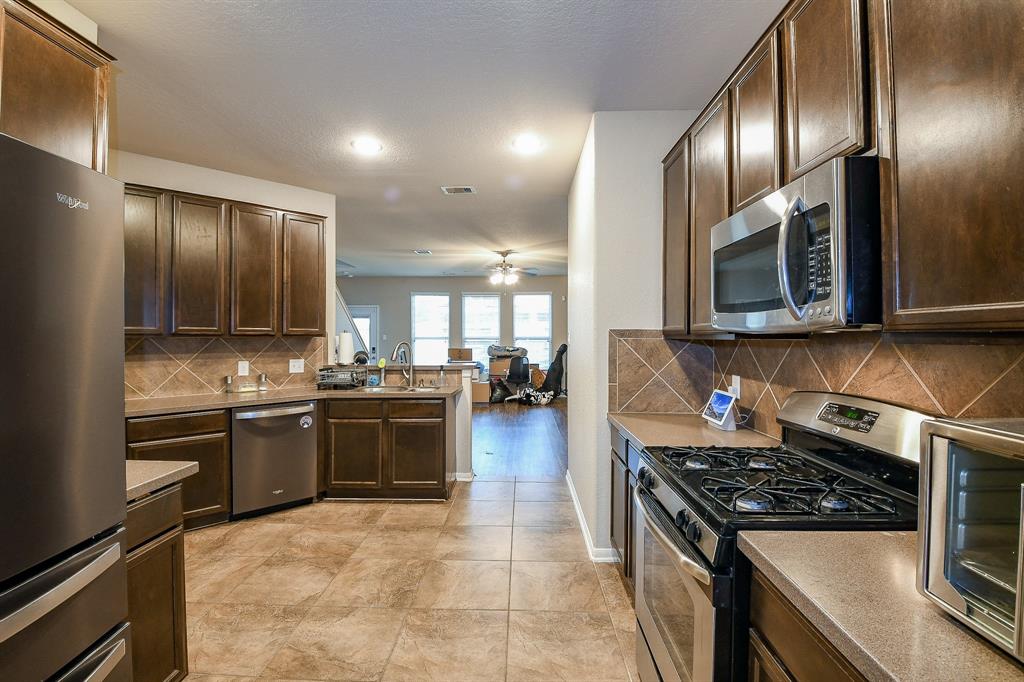 11019 Chestnut Path Way, Tomball, Texas image 12