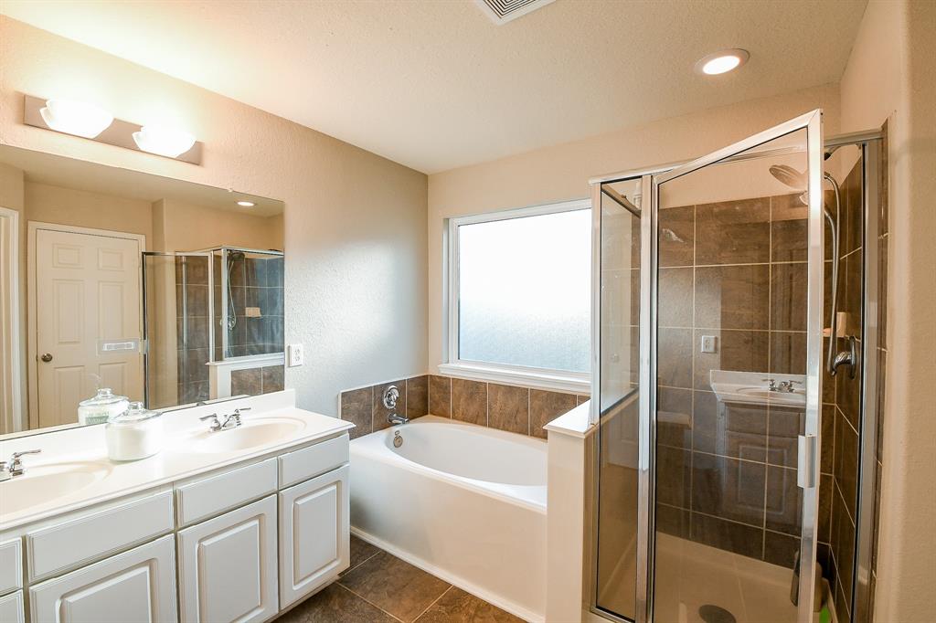 11019 Chestnut Path Way, Tomball, Texas image 23