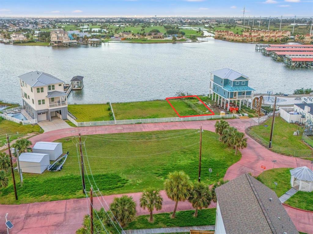 3531 Hudson Court, Galveston, Texas image 3