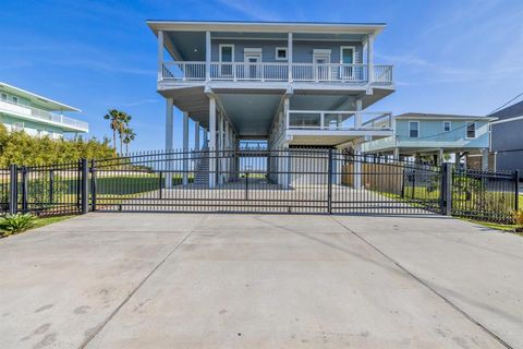 A home in San Leon