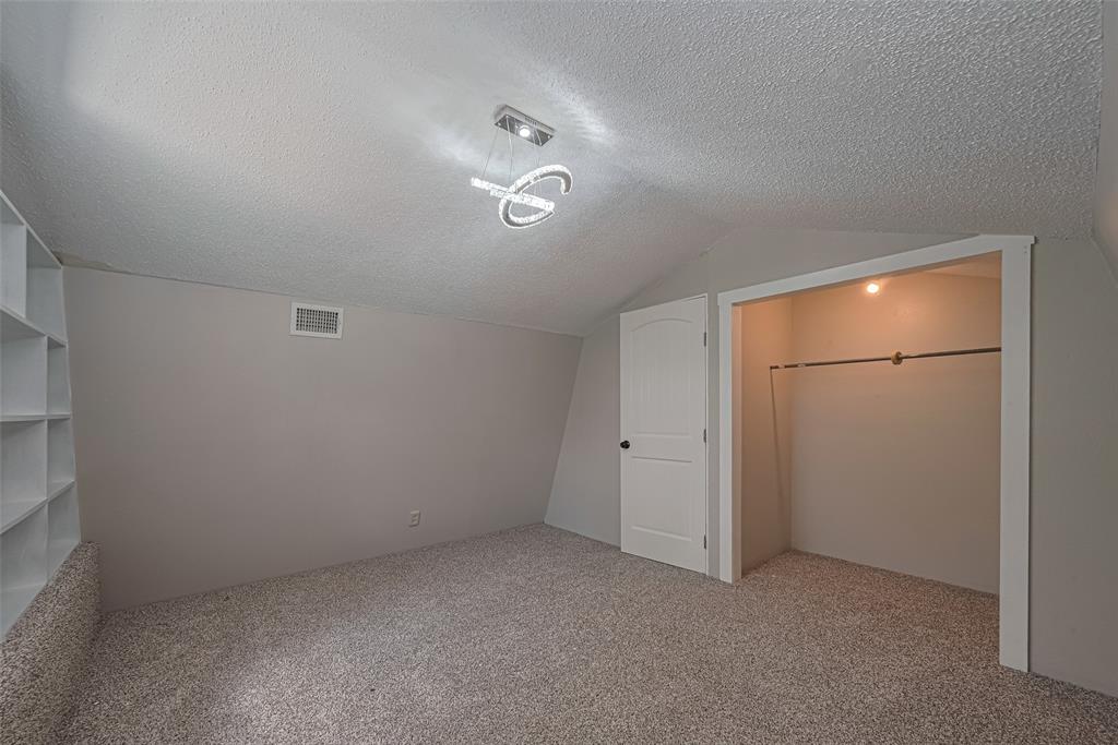 7027 Iowa Colony Boulevard, Rosharon, Texas image 28