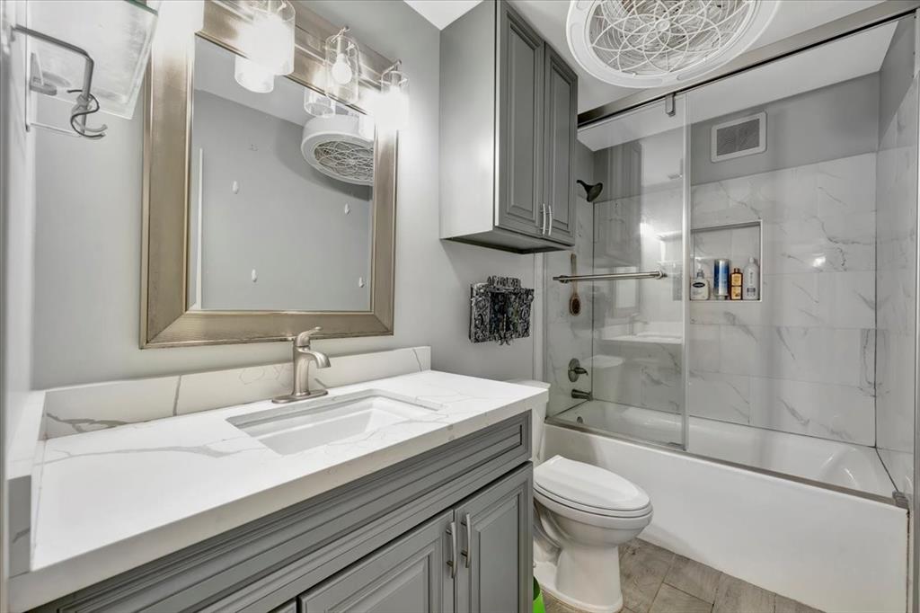7027 Iowa Colony Boulevard, Rosharon, Texas image 21