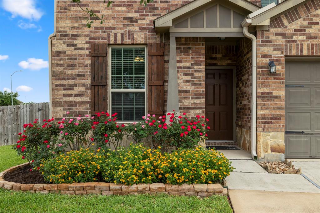 15903 Skylark Grove Circle, Cypress, Texas image 3
