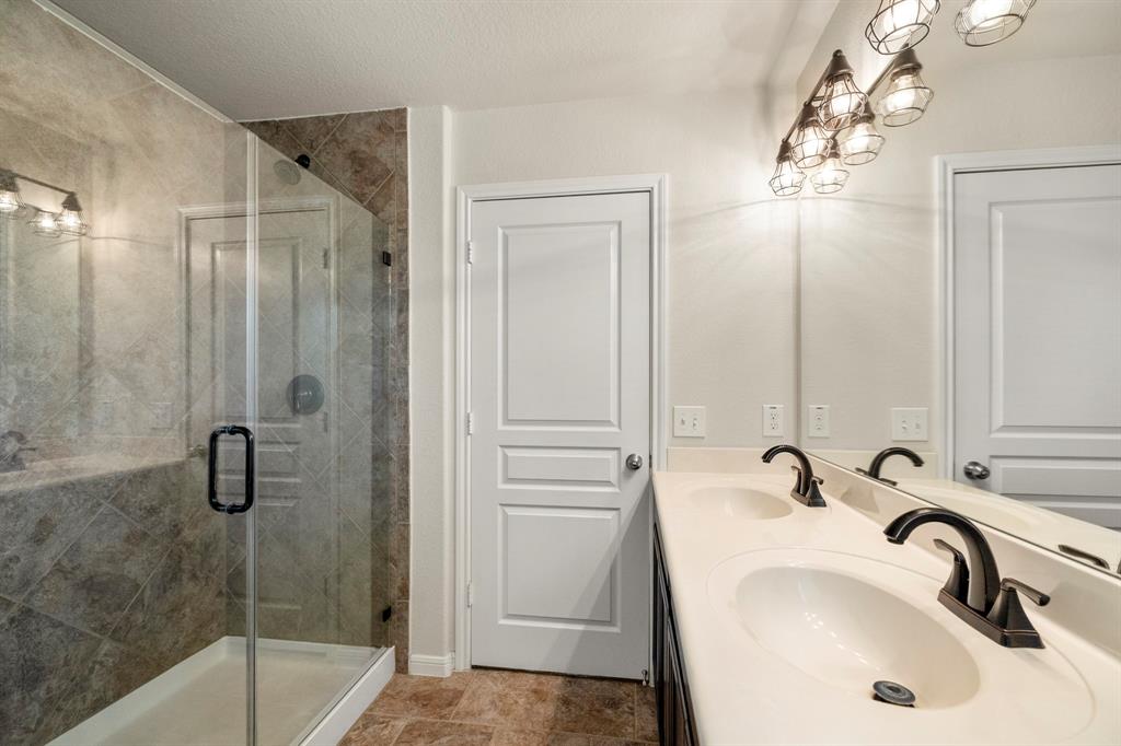 15903 Skylark Grove Circle, Cypress, Texas image 29