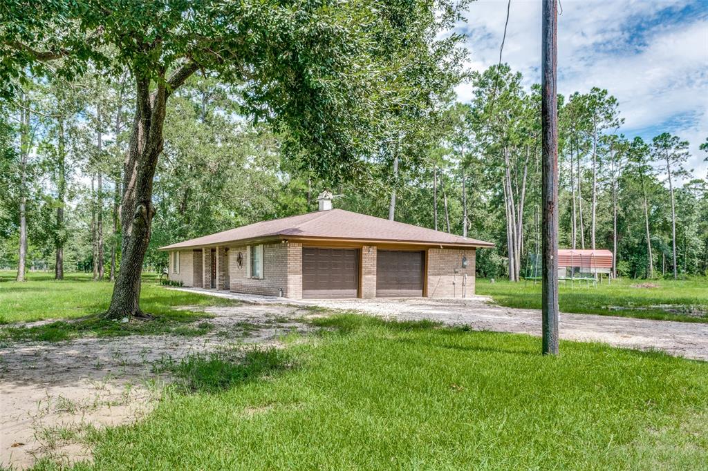 440 Pine Hollow Road, Wallisville, Texas image 3