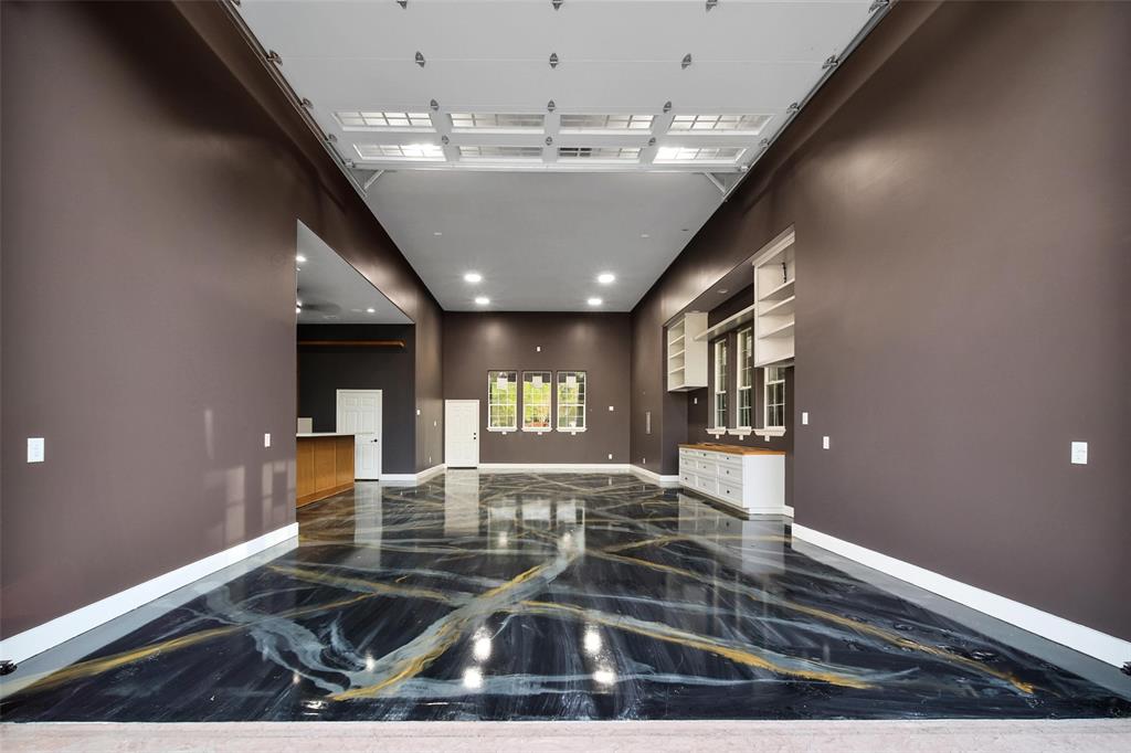 30003 W Legends Trail Drive, Houston, Texas image 12