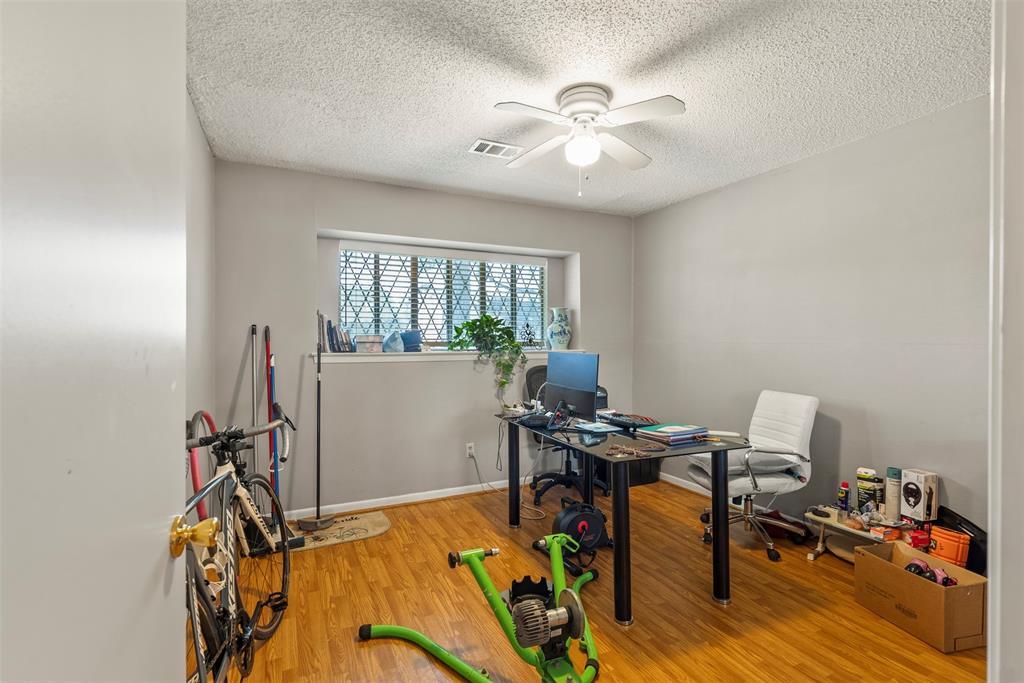 1016 E Tri Oaks Lane #79, Houston, Texas image 5