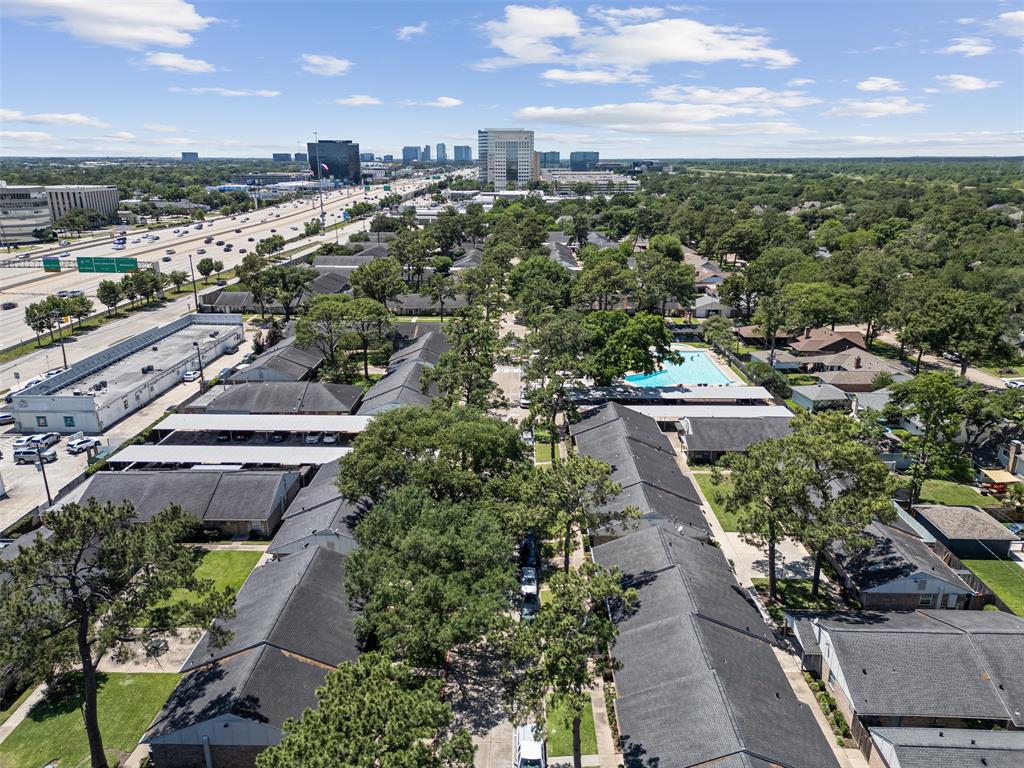 1016 E Tri Oaks Lane #79, Houston, Texas image 15