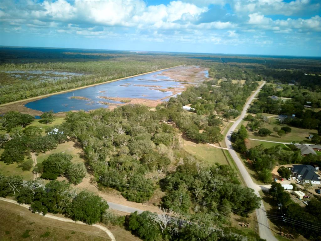 TBD Lake View Road, Damon, Texas image 4