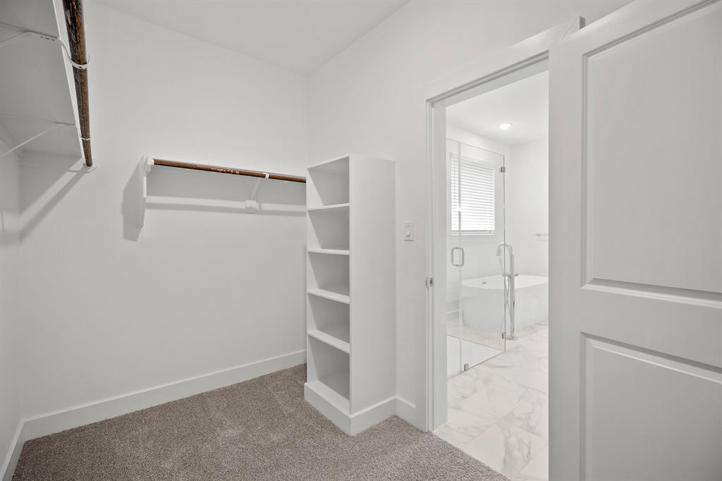 4102 Golden Bird Landing Court, League City, Texas image 12