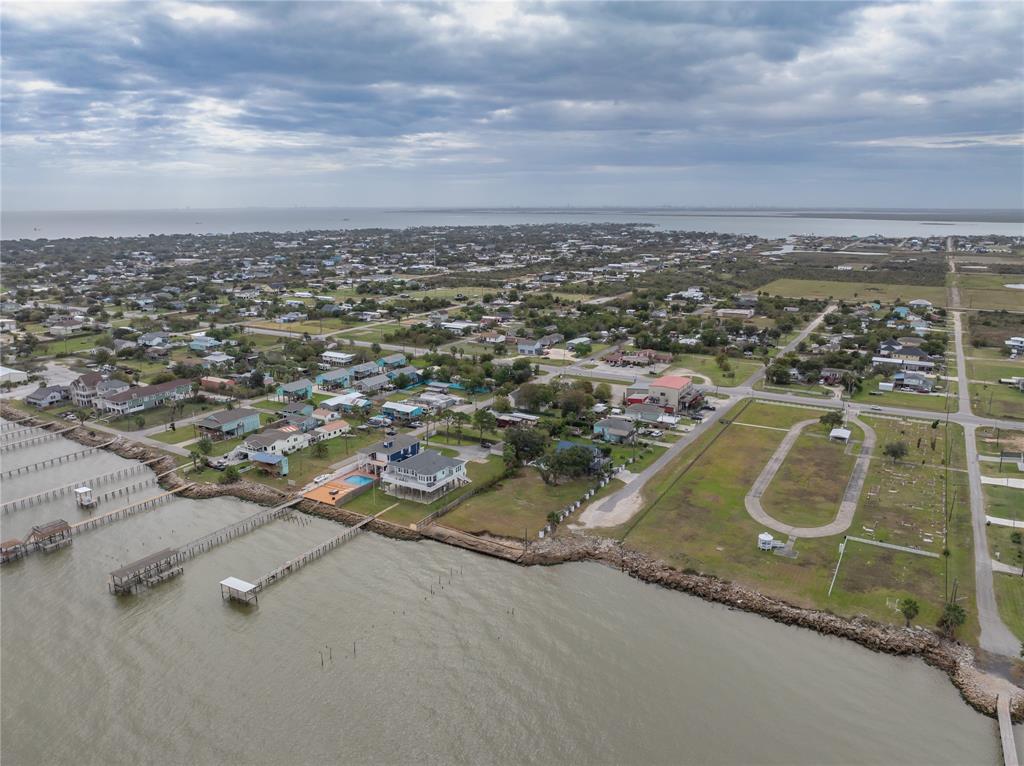 101 21st Street, Dickinson, Texas image 6