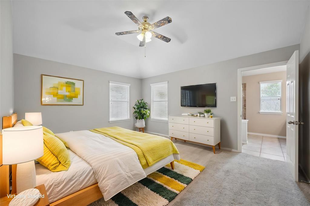 3291 Bend Cove Court, League City, Texas image 11