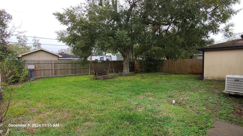 1122 N Natchez Drive, La Marque, Texas image 16