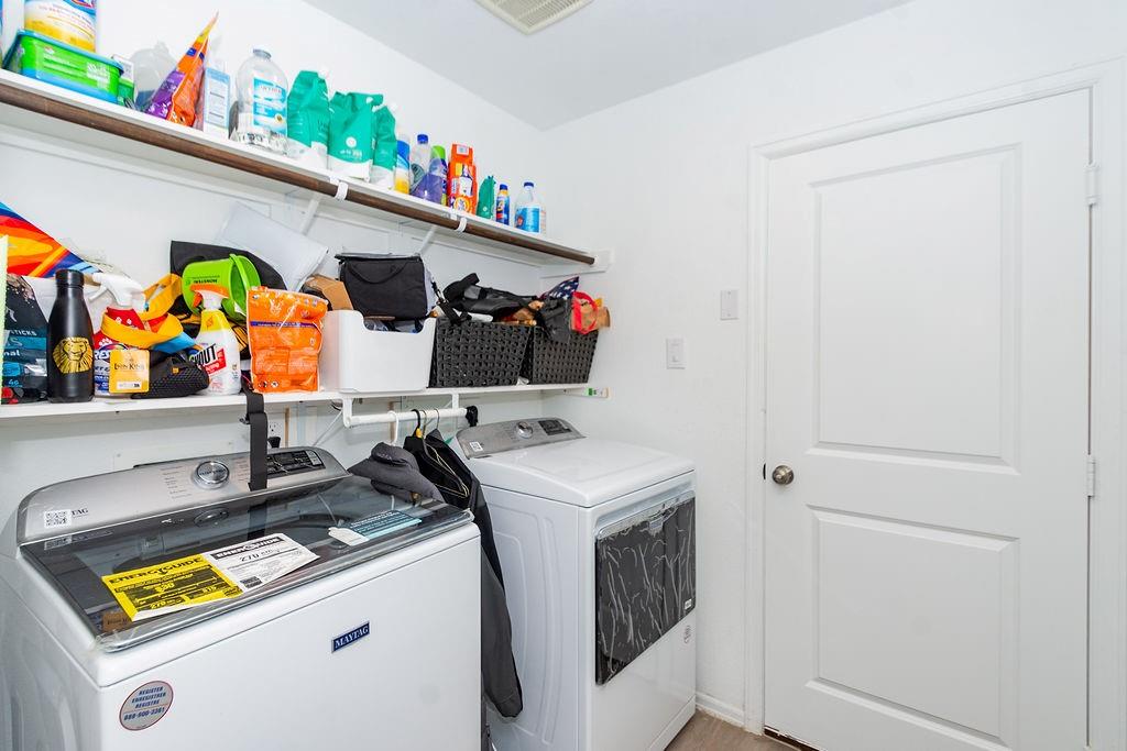 5050 Hurston Park Trail, Pearland, Texas image 26