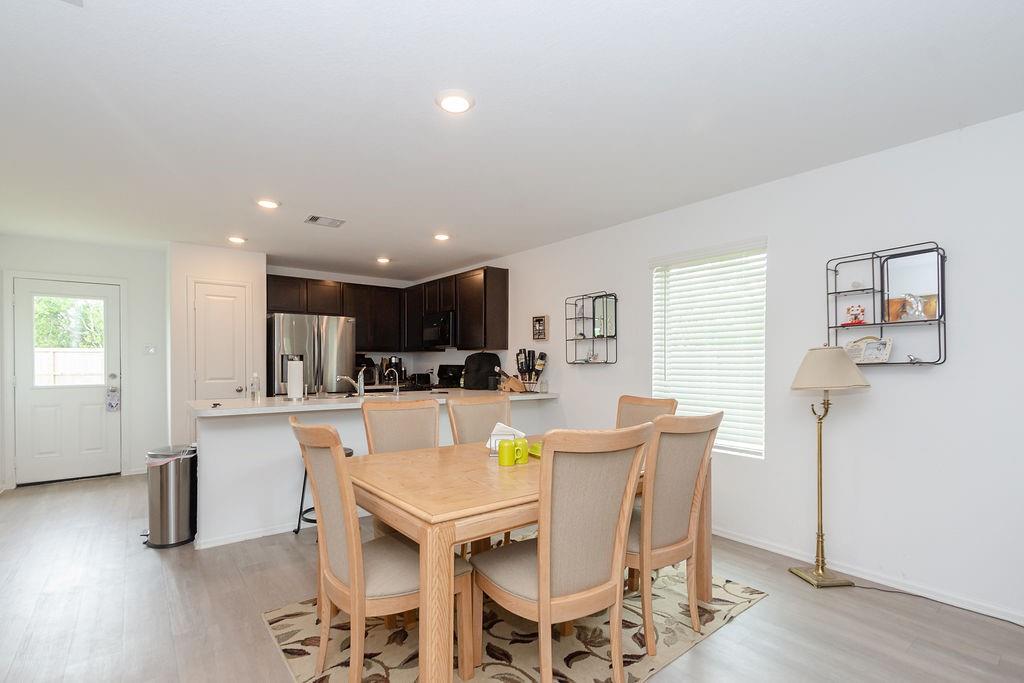 5050 Hurston Park Trail, Pearland, Texas image 10