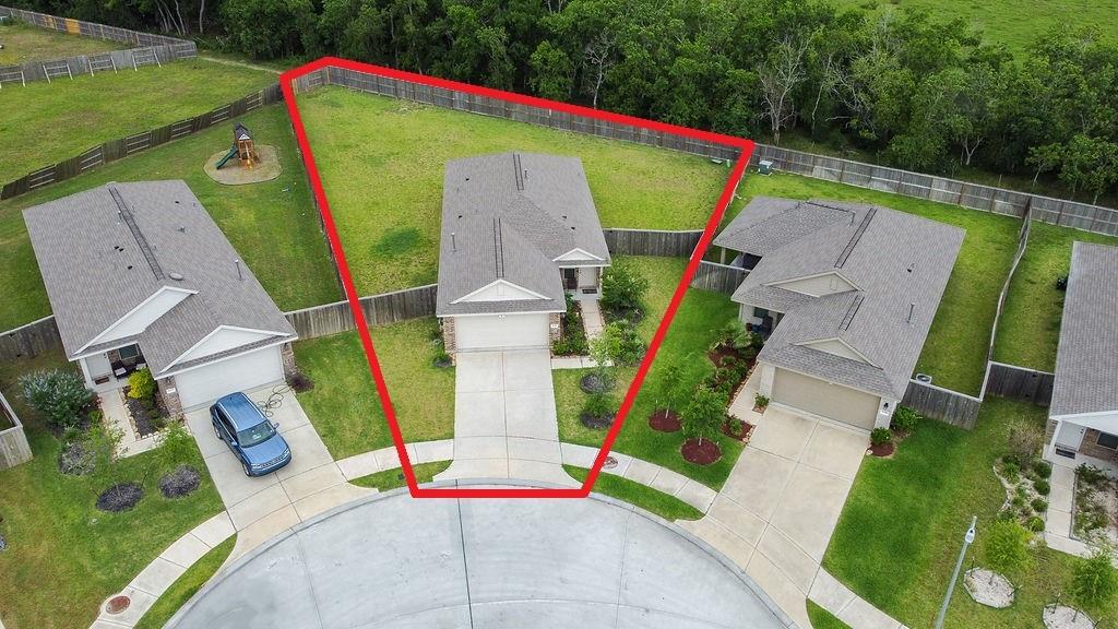 5050 Hurston Park Trail, Pearland, Texas image 3
